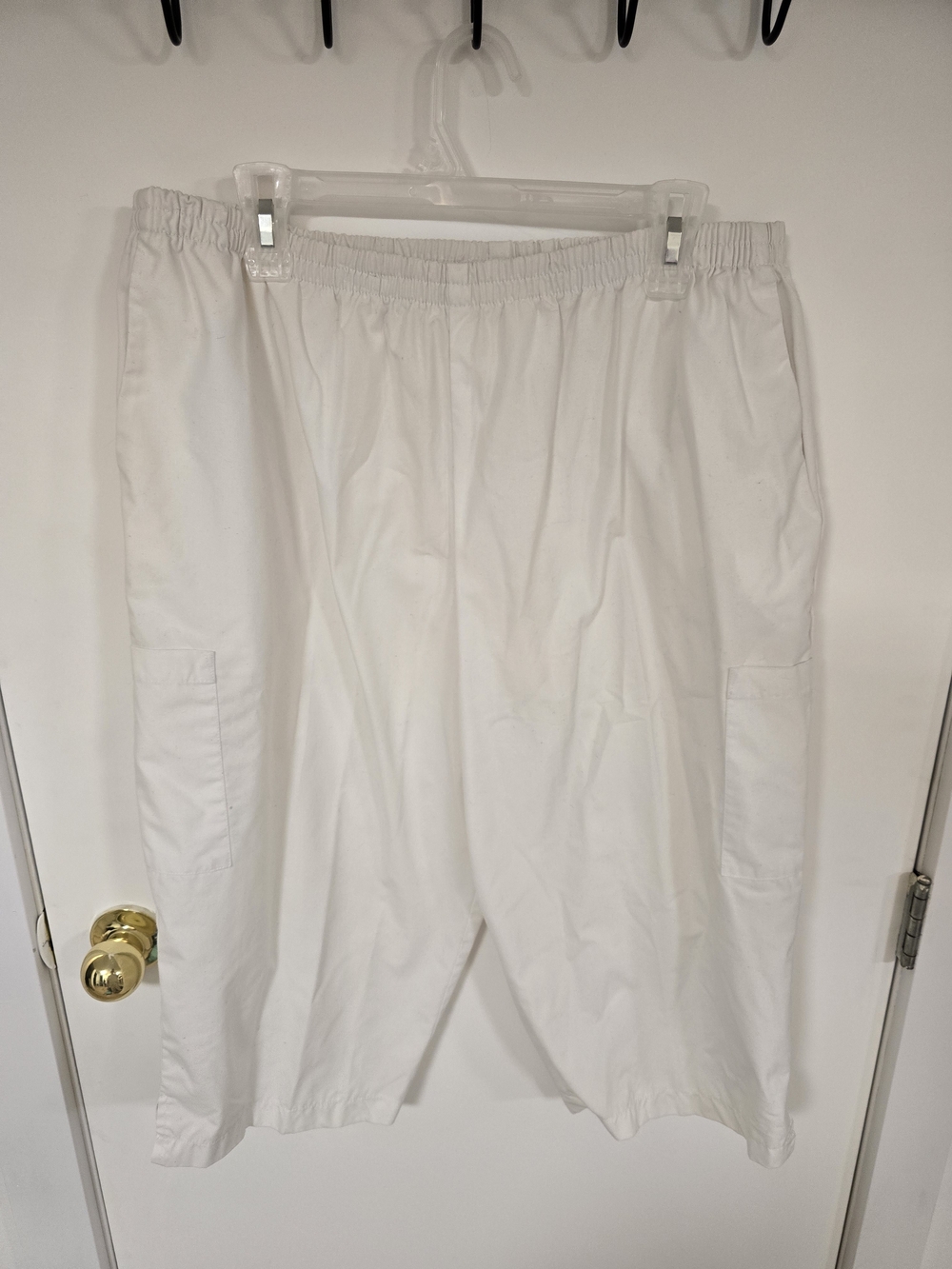 Women's White Elastic Waist Scrub Pants